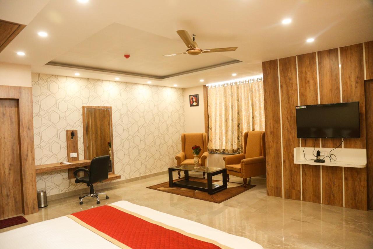 Hotel Raindew Ranchi Dış mekan fotoğraf
